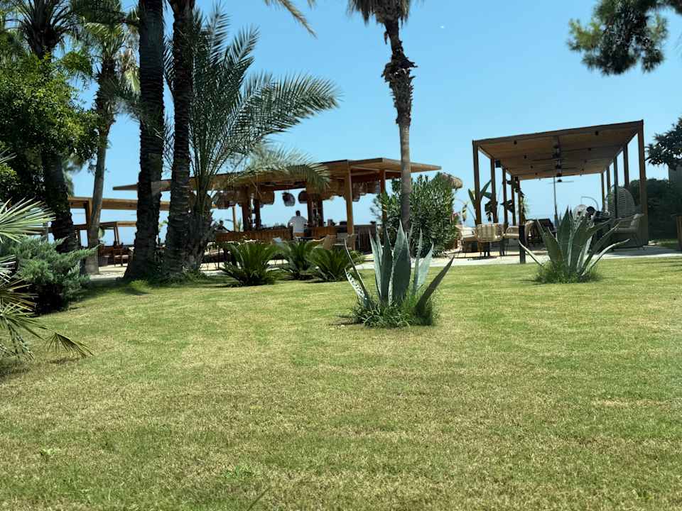 Gartenanlage Balmy Beach Resort Kemer