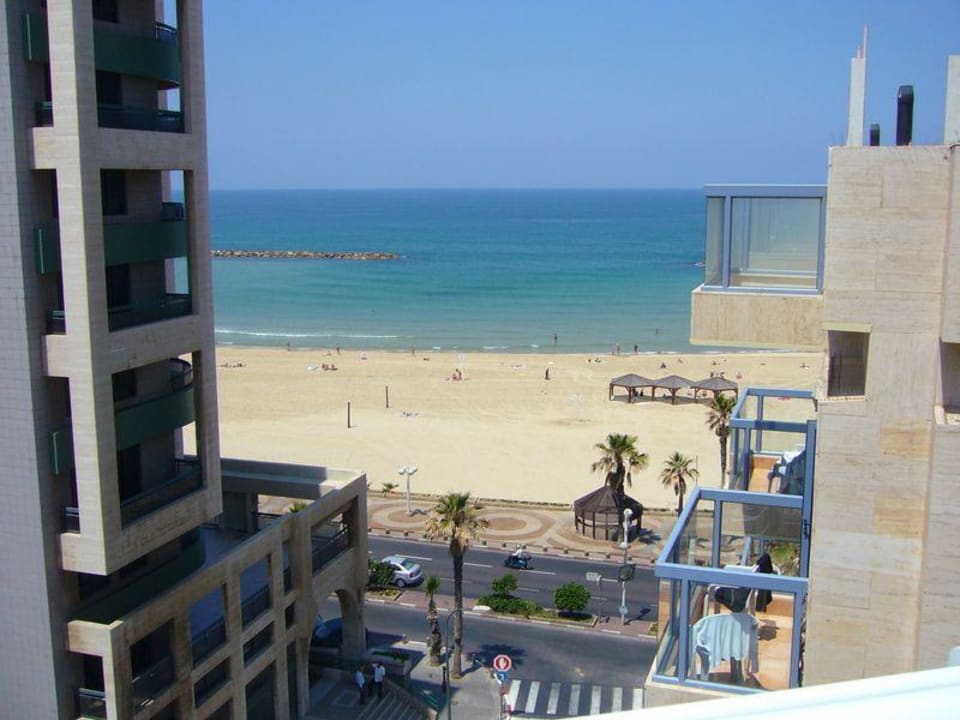 Вид из балкона на море Savoy Sea Side Hotel