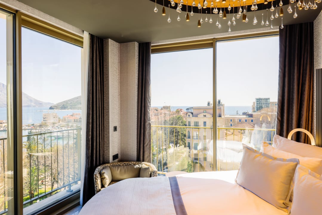 Zimmer Merit Starlit Hotel & Residences