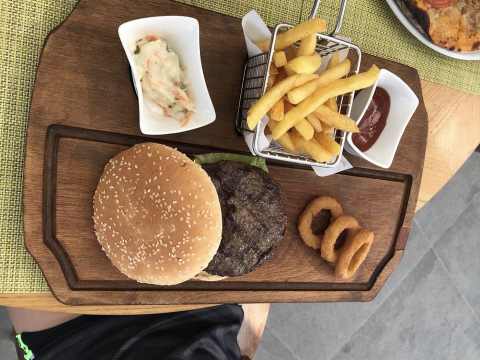 Gastro Acanthus Cennet Barut Collection