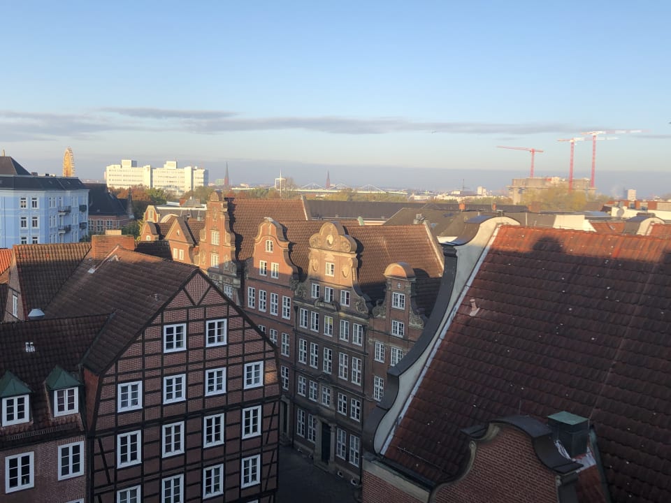 Ausblick Lindner Hotel Hamburg Am Michel, part of JdV by Hyatt