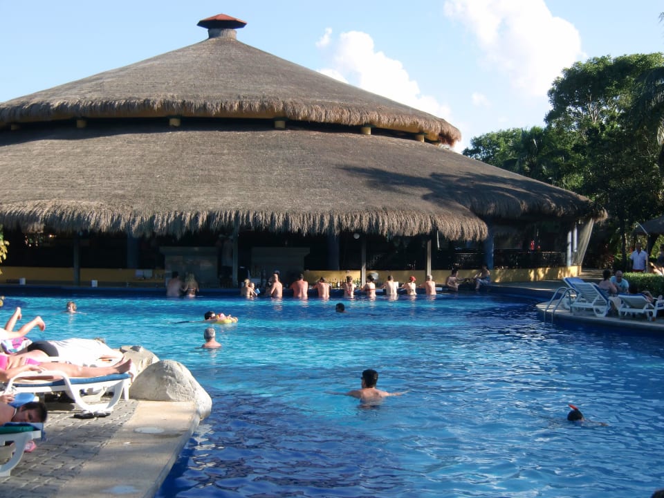 Poolbereich Hotel Riu Tequila