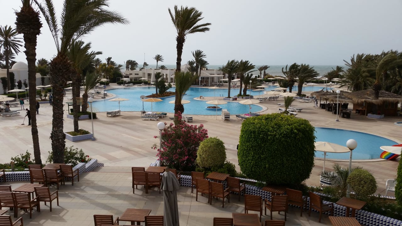Poolbereich Hotel El Mouradi Djerba Menzel