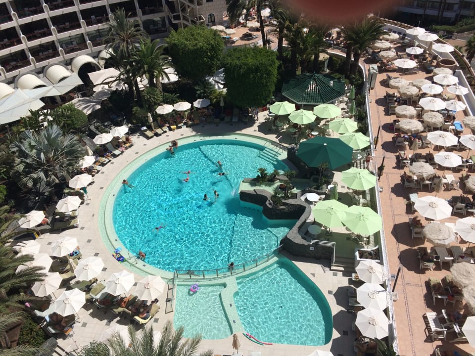 Pool Seaside Hotel Sandy Beach