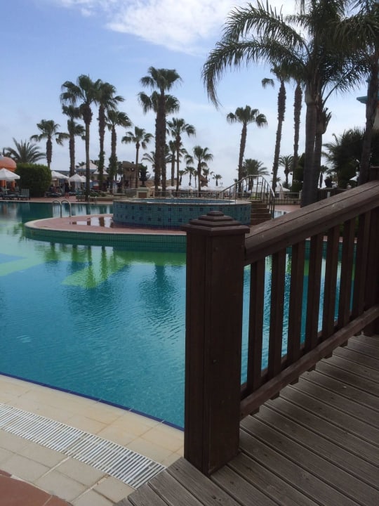 Kamelya World Pool Anlage  Kamelya Aishen Club