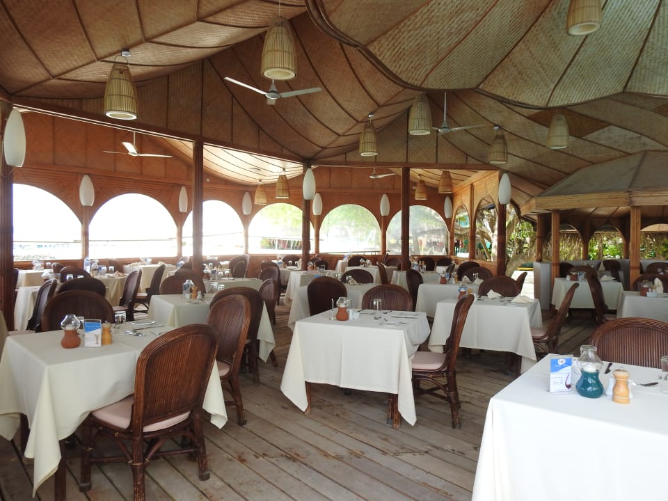 Gastro Thulhagiri Island Resort