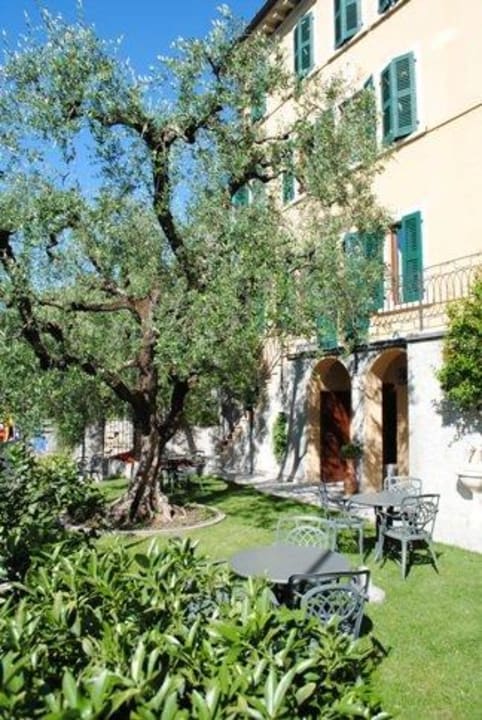 Giardino Hotel Albergo Tiziana Garni