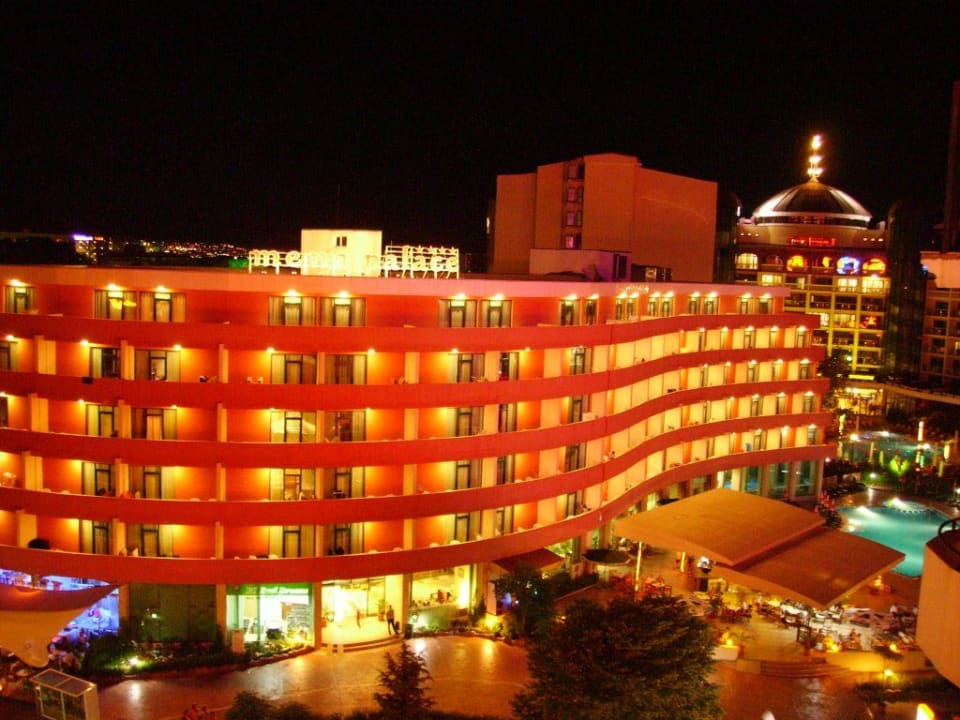 Hotel Mena Palace bei Nacht Hotel Mena Palace