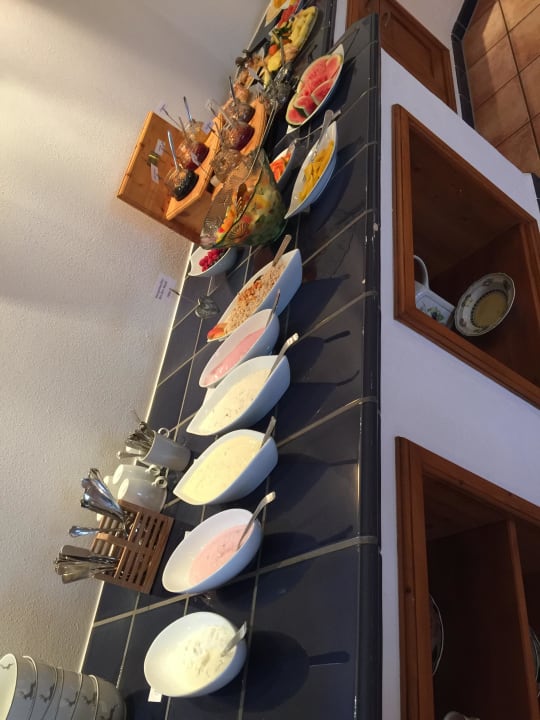 Frühstücksbüffet Joghurt und Quark Wellnesshotel & Wohlfühlhotel St. Gunther
