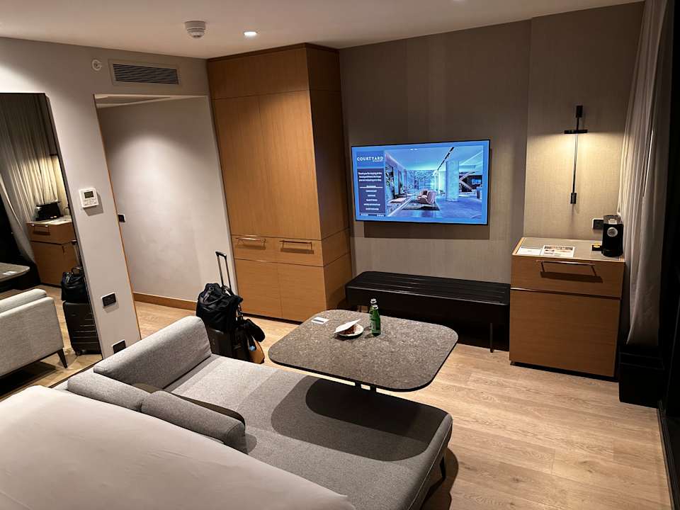 Zimmer Courtyard by Marriott Melbourne Flagstaff Gardens