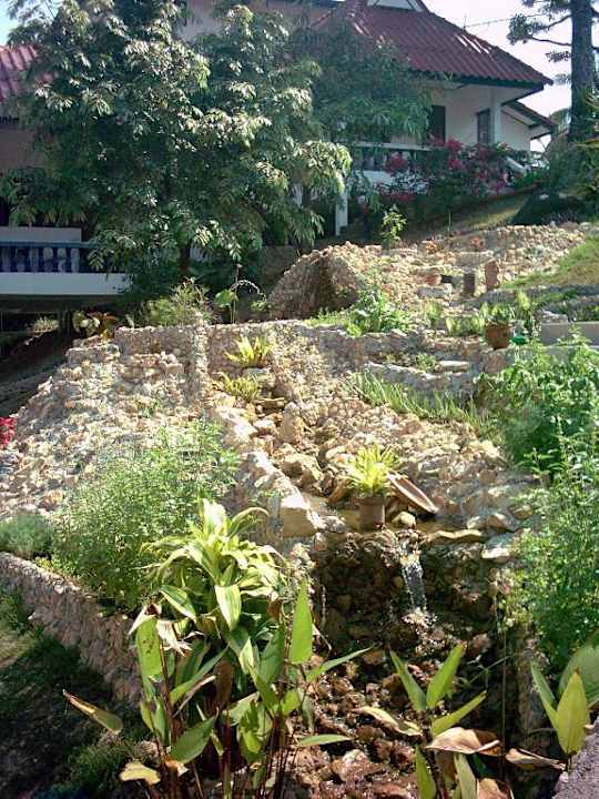 Wasserfall am Fischteich Hotel Top Resort