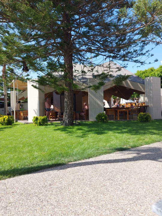 Gartenanlage Nerton Hotel - Erwachsenenhotel ab 16 Jahren