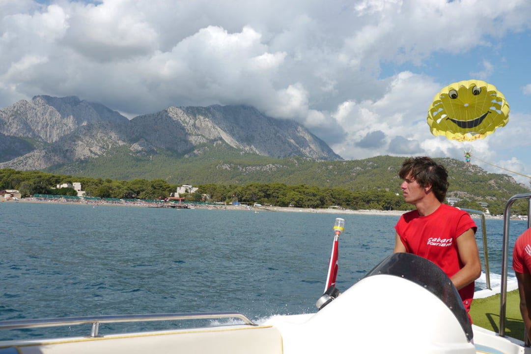 Parasailing Boot Ulusoy Kemer Holiday Club