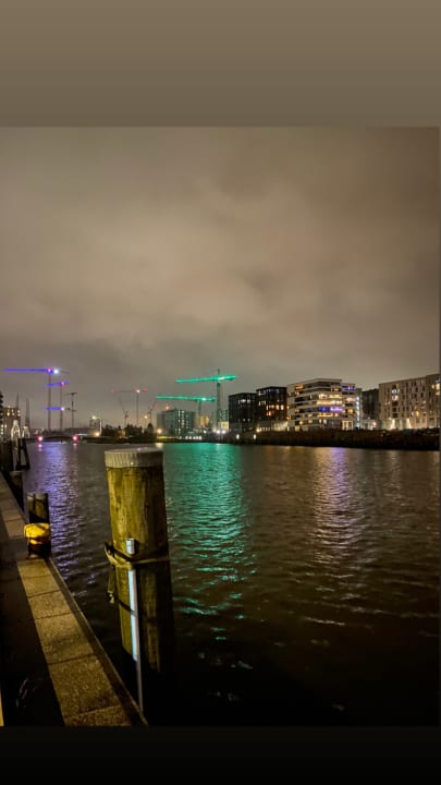 Außenansicht JUFA Hotel Hamburg HafenCity