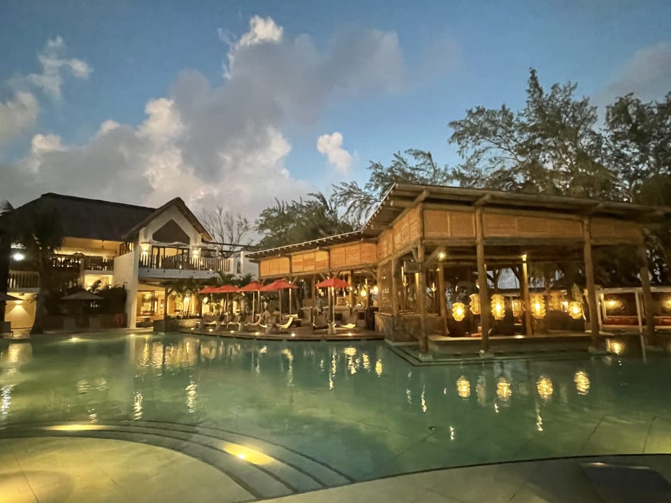 Pool Sunrise Attitude - Adults Only