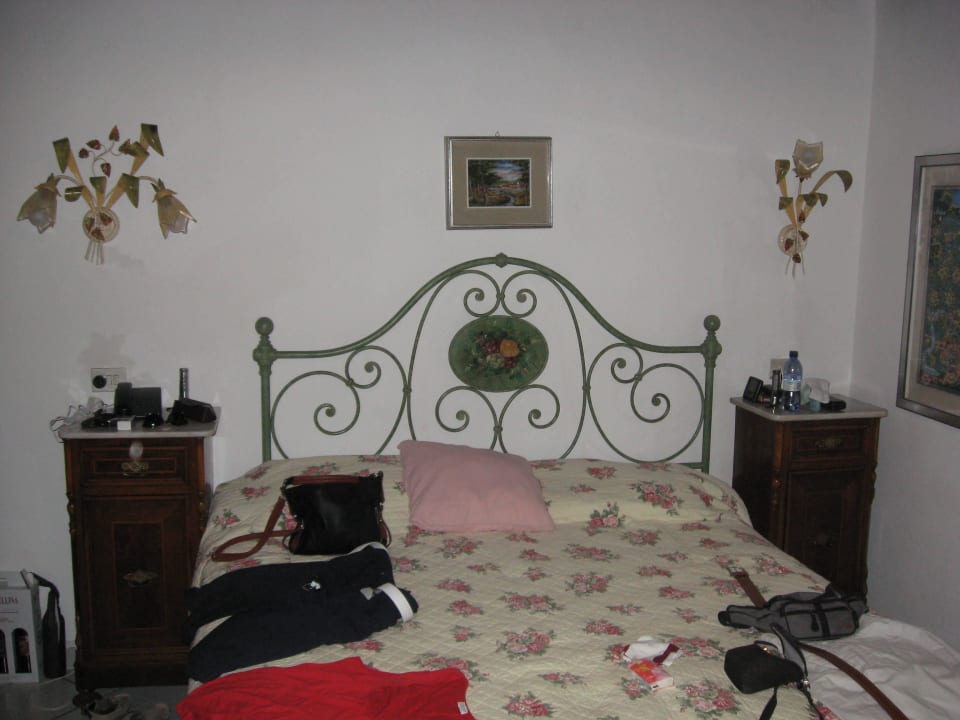 Nostalgisches Bett Hotel Il Pietreto