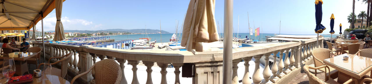 Panorama von der Hotelterrasse Hotel Golfo e Palme