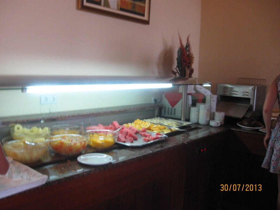 Kalt Buffet: Frühstück Vantaris Luxury Beach Resort