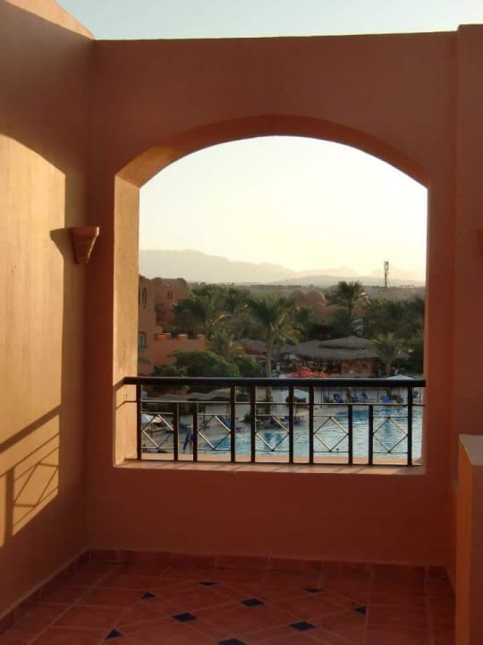 Vom Treppenhaus aus gesehen  Jaz Makadi Oasis Resort