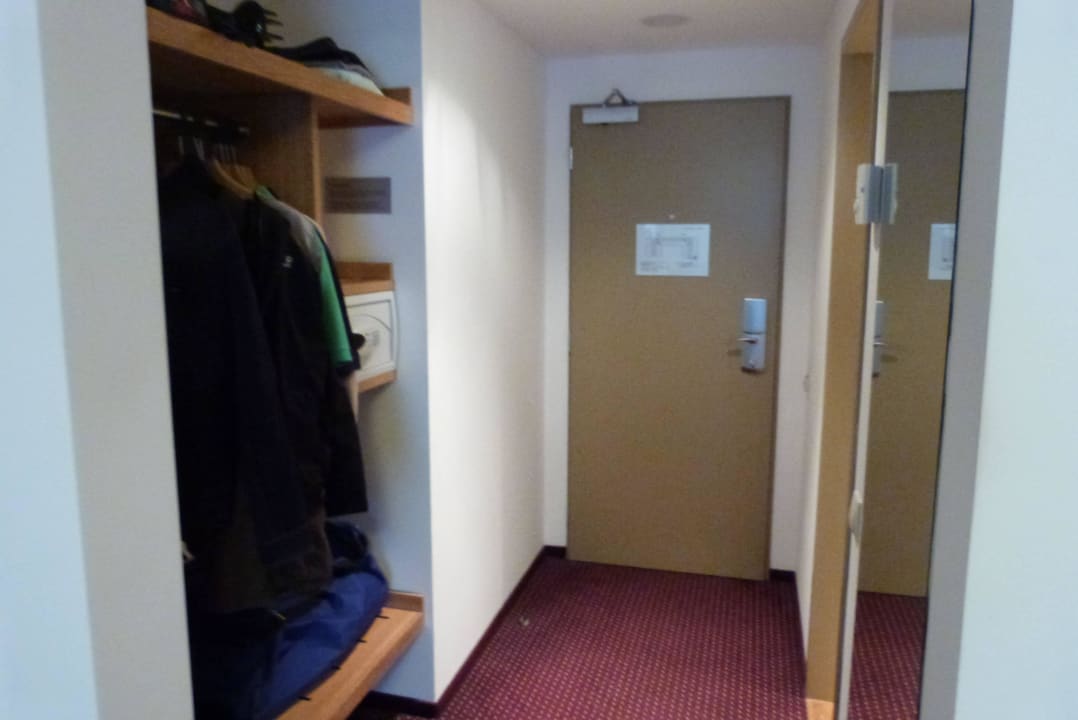 Wenig Platz für Kleidung Botanique Hotel Prague