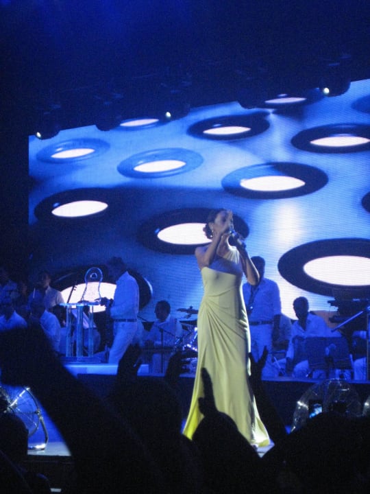 Abendshow Ebru Gündes Sueno Hotels Beach Side