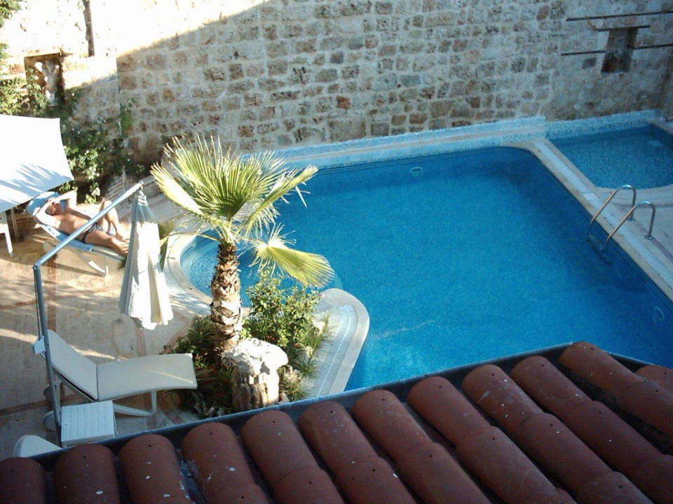 Blick zum Pool Dogan Hotel by Prana Hotels & Resorts