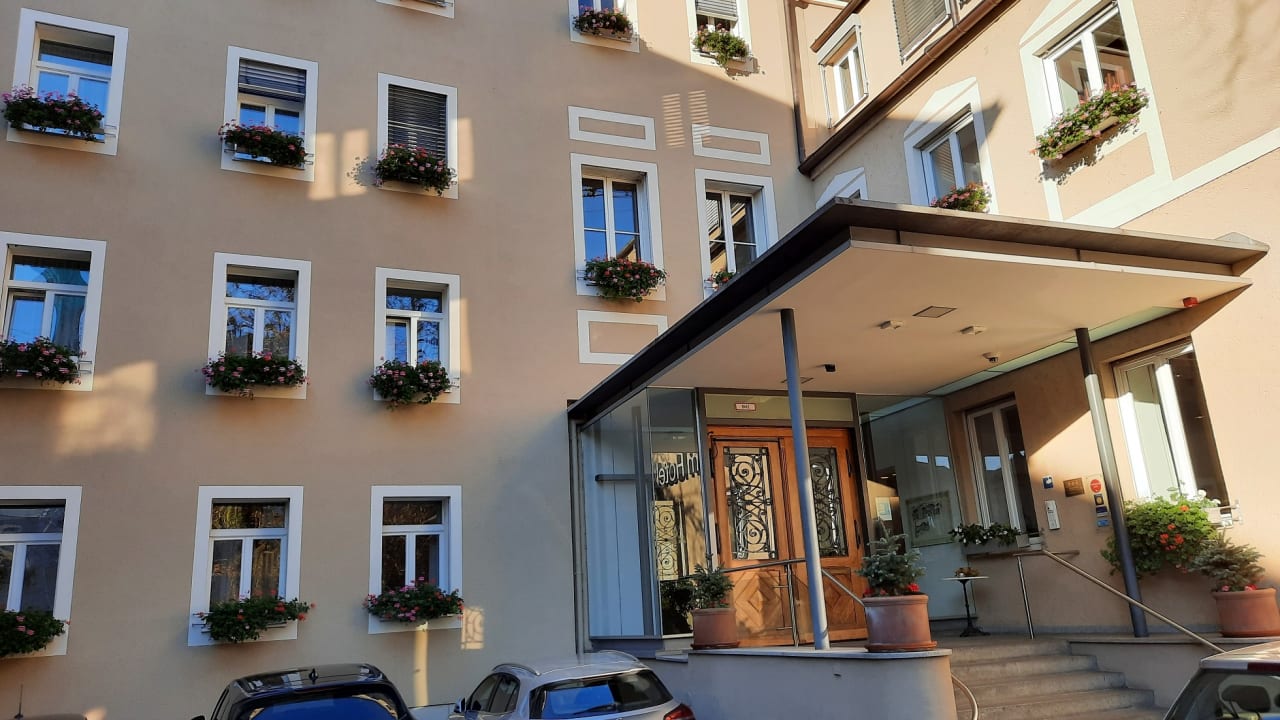 Außenansicht Dom Hotel Augsburg