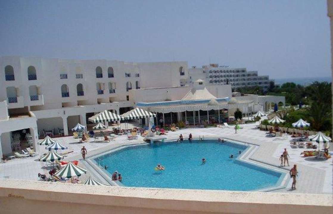 Hotel Albatros (Blick aus unserer Terrasse) Hotel Sunnydays L'Albatros/Albatros