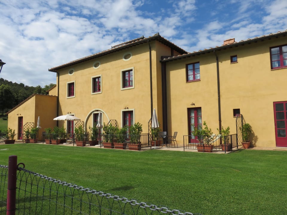 Zum Garten Hotel Casolare le Terre Rosse