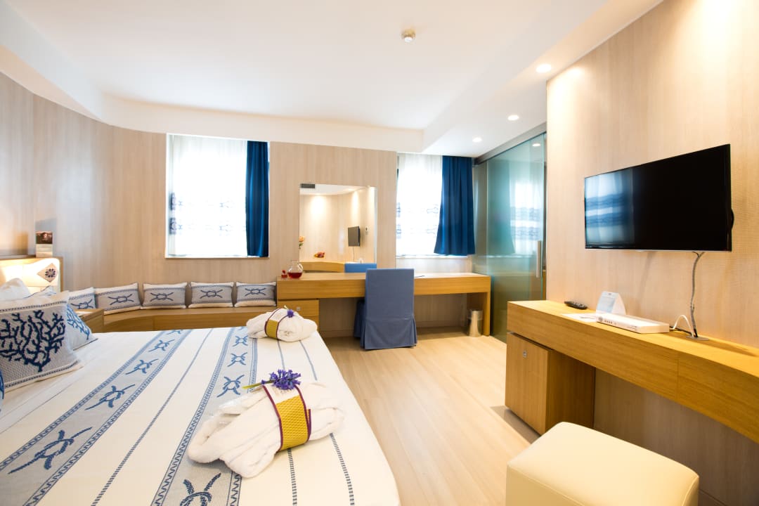 Zimmer Mercure Olbia