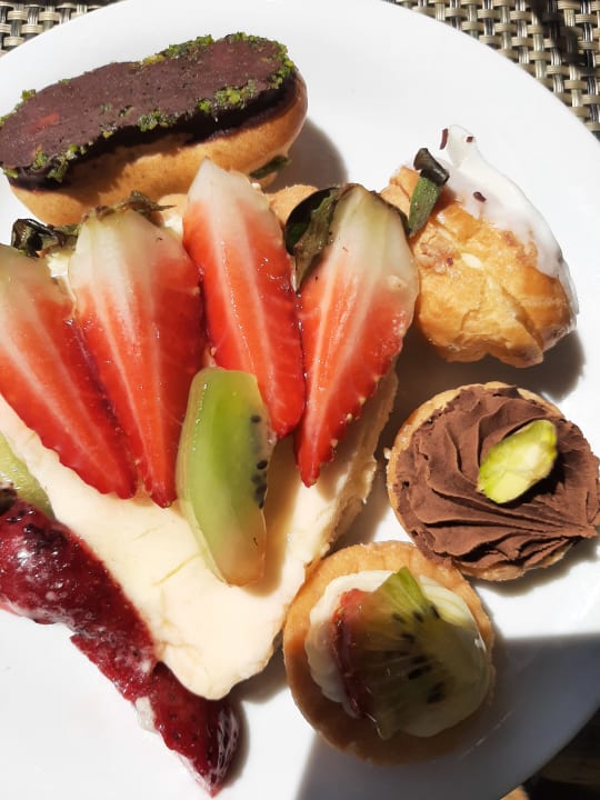 Gastro The Orangers Beach Resort and Bungalows