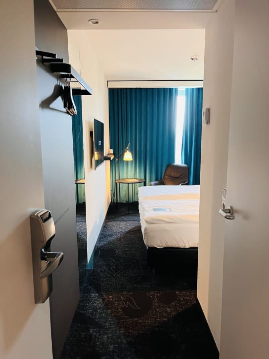 Zimmer Motel One Köln-Neumarkt