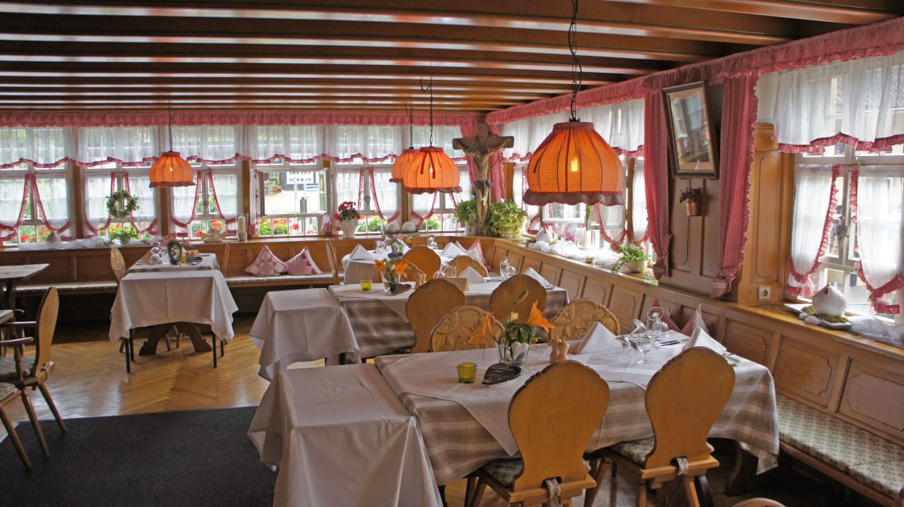 Gaststube Hotel Schwarzwaldgasthaus Goldener Engel