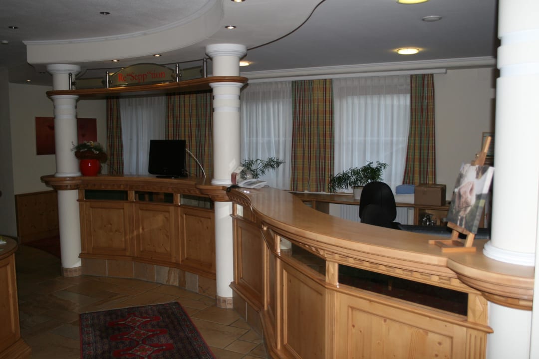 Re-Sepp-Tion (Rezeption) Kinderhotel Testerhof