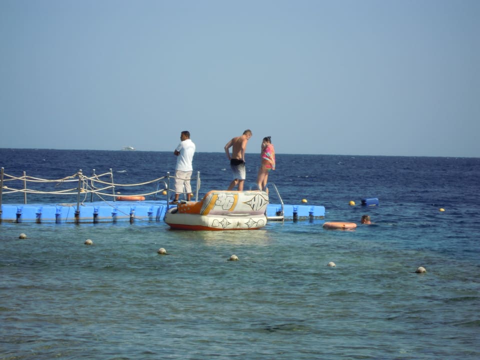 Hausriff Grand Oasis Resort