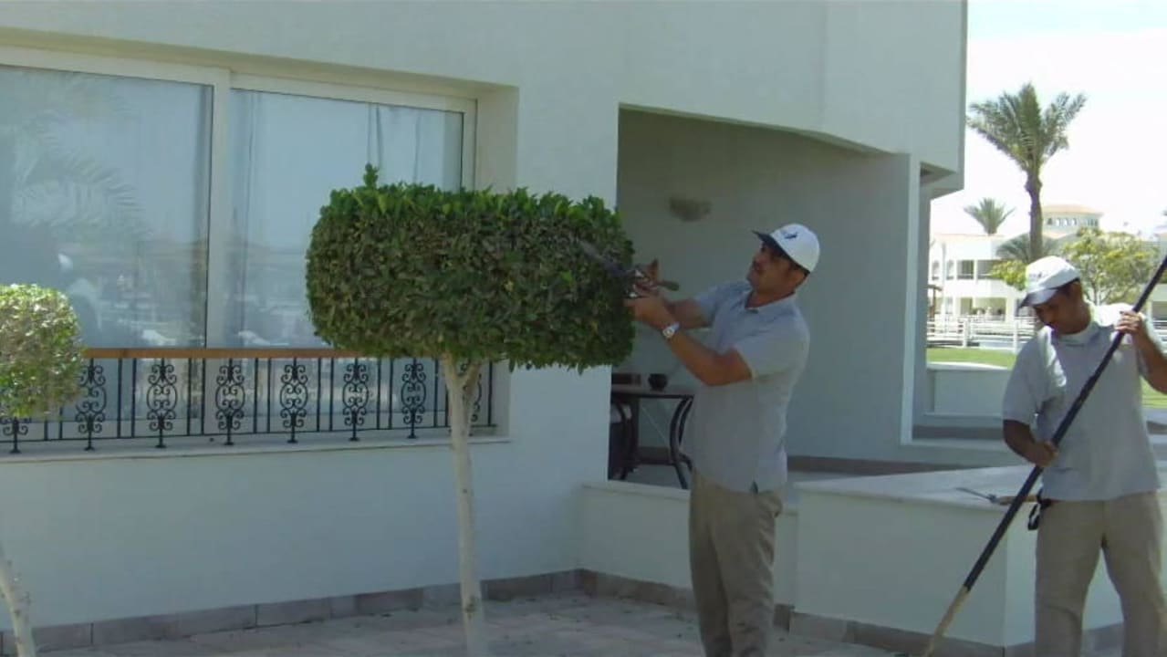 Fleißige Gärtner  Pickalbatros Dana Beach Resort - Hurghada