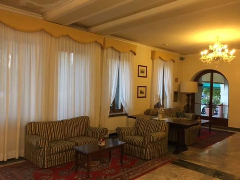 Sehr schöne Lobby Country Hotel Relais Monaco