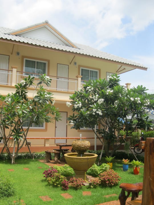Our garden in front of the building 2N Guesthouse