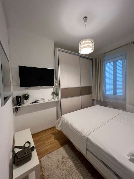 Zimmer Central Palace Apartment