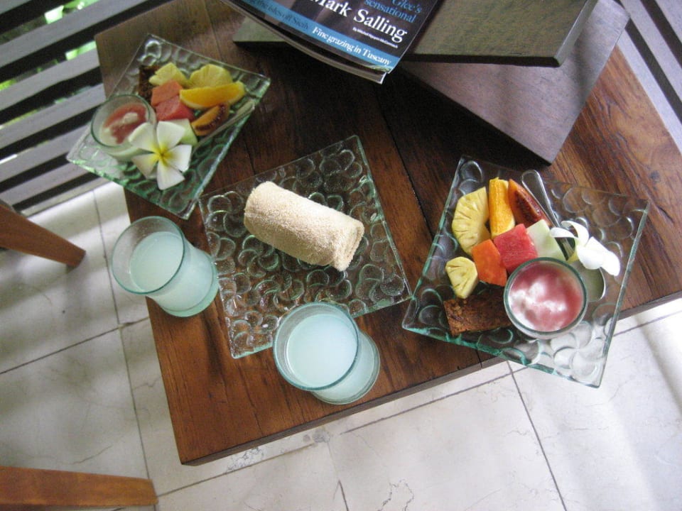 Kleinigkeiten nach der Massage Maya Ubud Resort & Spa Bali