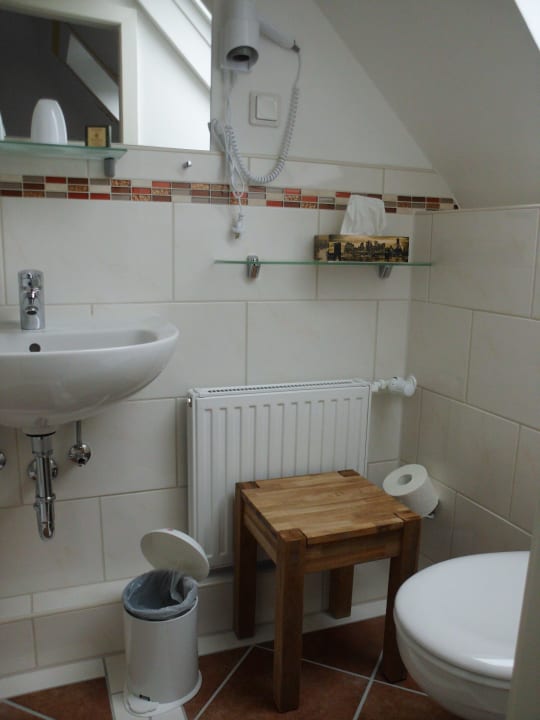 Bad Zimmer  Gästehaus Schillings