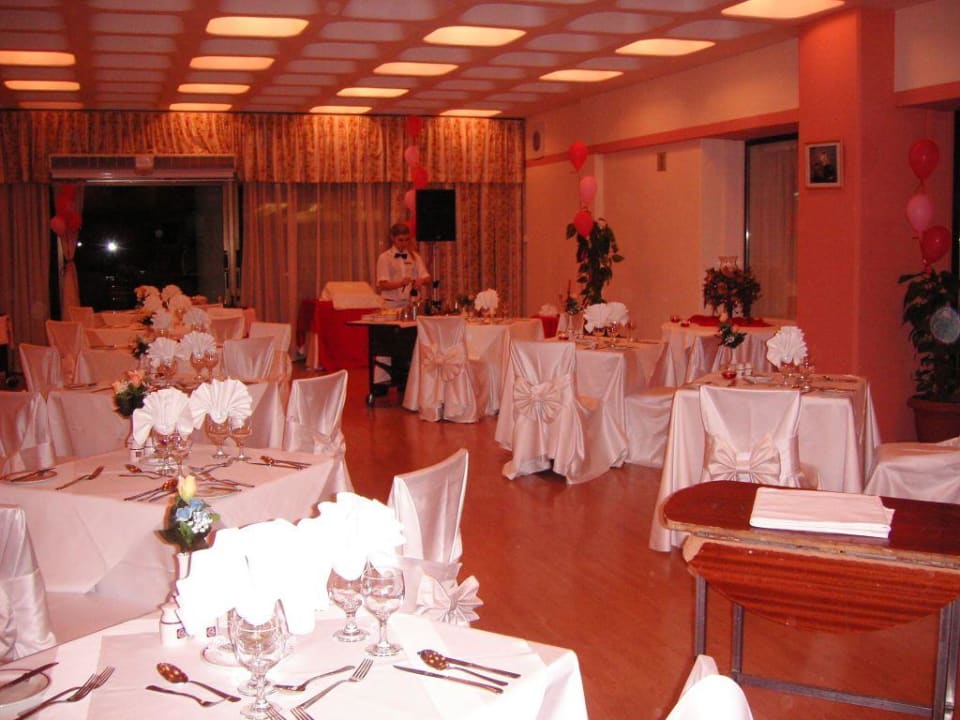 A la Card Restaurant TUI BLUE Pioneer Beach