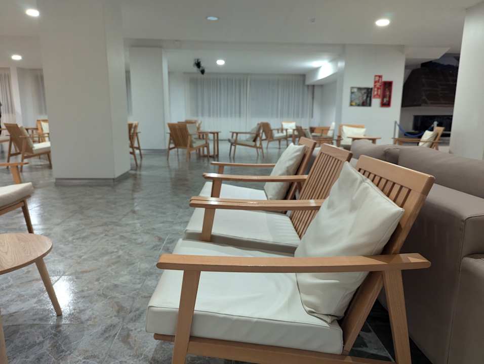 Lobby azuLine Hotel Bergantin