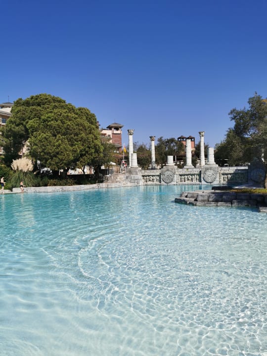 Pool Xanadu Resort Hotel