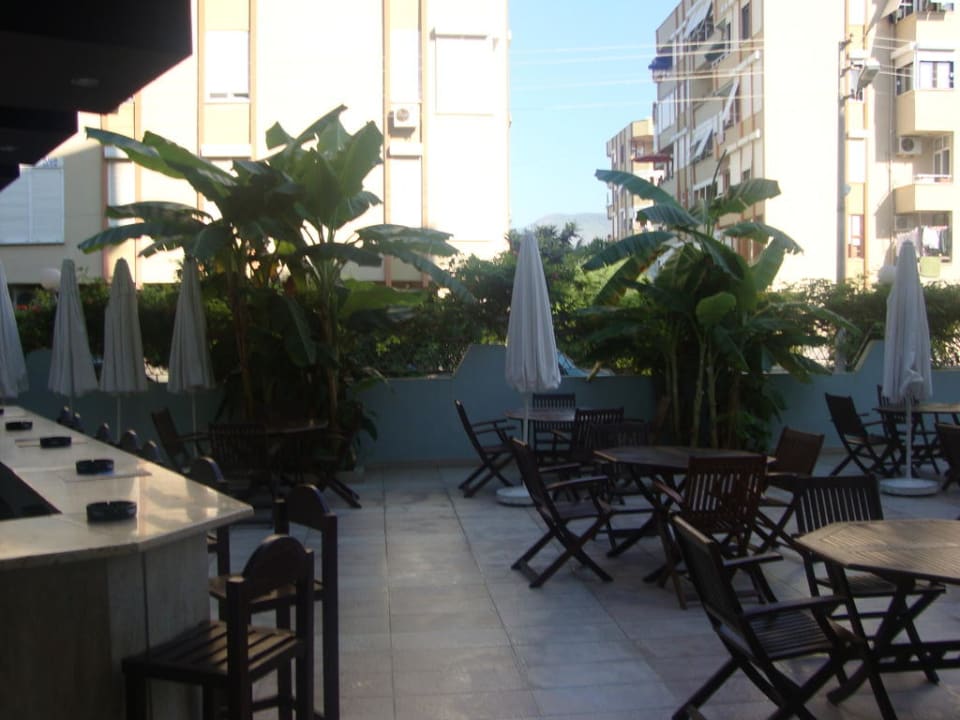 Poolbar Blue Diamond Alya