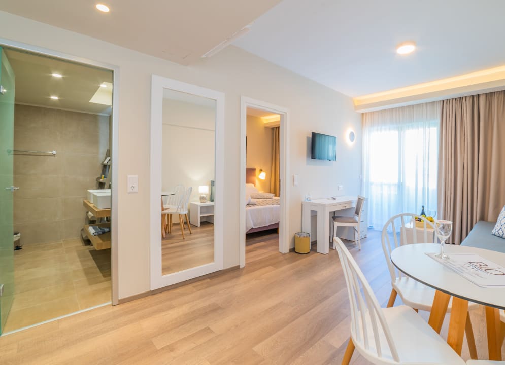 Zimmer Bio Suites Hotel