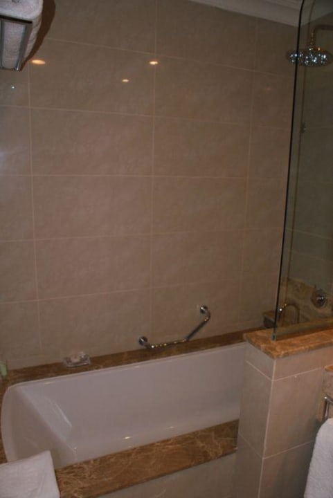 Bad Miramar Al Aqah Beach Resort