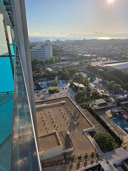 Ausblick BG Tonga Tower Design Hotel & Suites