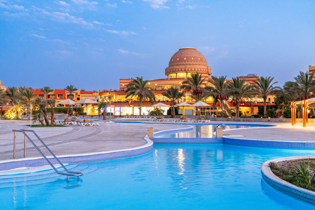 Pool Malikia Resort Abu Dabbab