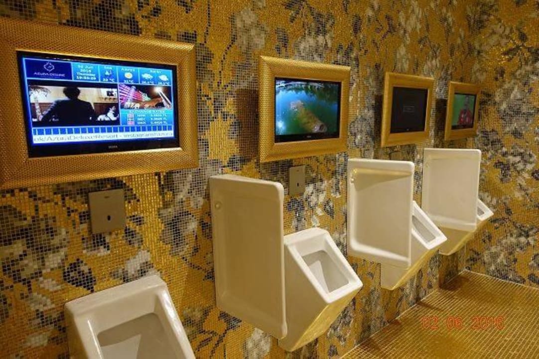 Gäste Herren WC Azura Deluxe Resort & Spa Hotel